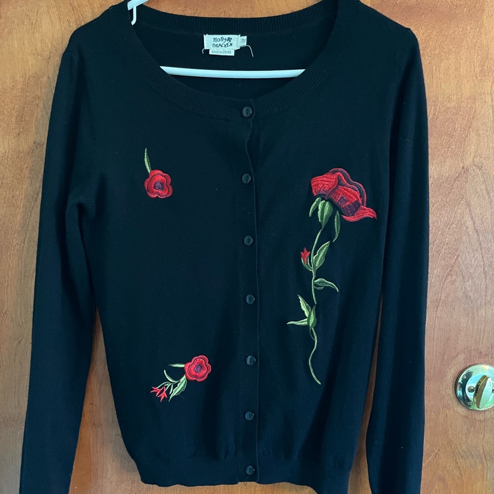 Adorable Molly Bracken cardigan with roses patches. Fun and flirty!